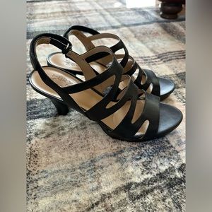 NWOT naturalizer pressley platform dress sandal 9